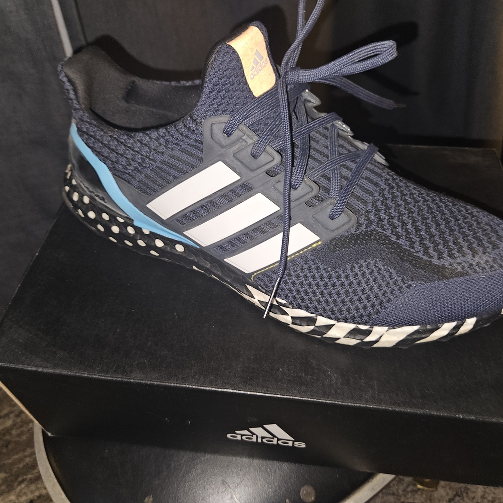 Adidas Black and Blue Running Shoes - Picture 5 of 9